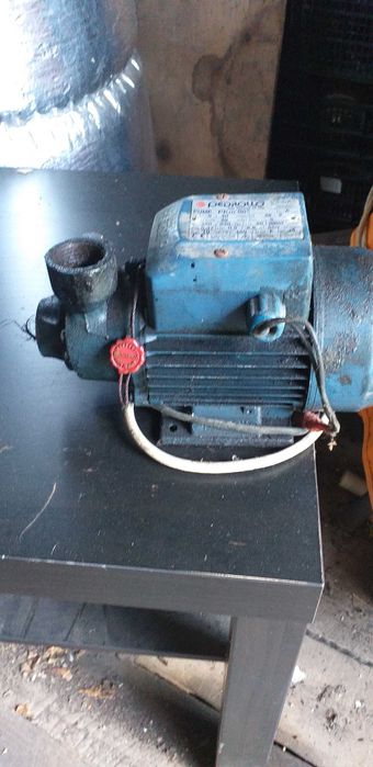 Vand motoare electrice de diferite puteri si tensiuni