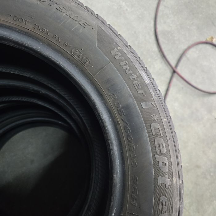 2x 205/60/16 M+S HANKOOK 2019 Stare excelentă