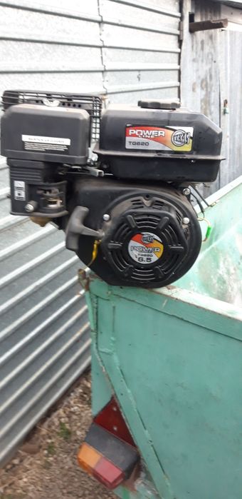 Продам четырёх тактный двигатель 6,5 л,с