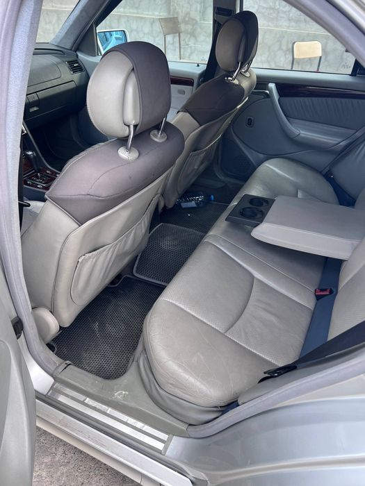 Mercedes w202. Год 1994. Цена 7.000$