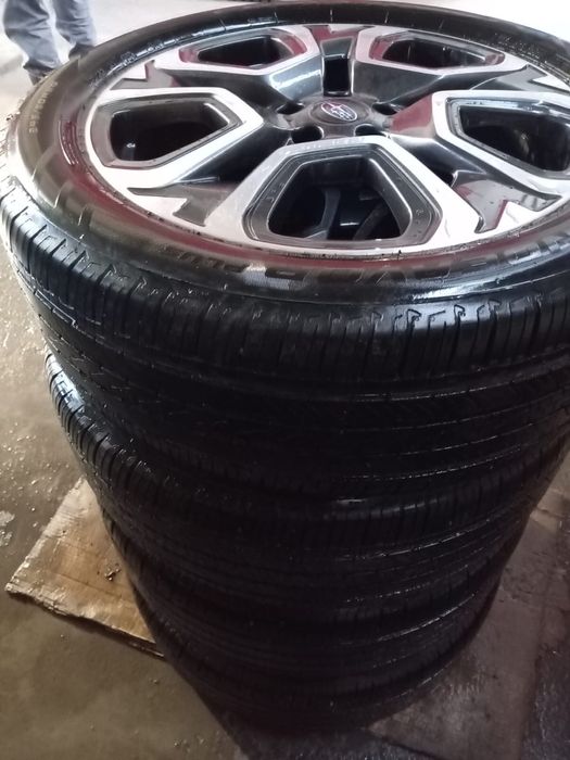 Продам комплект колесо