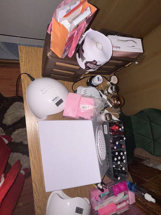 Vand tot ce se vede in imagini