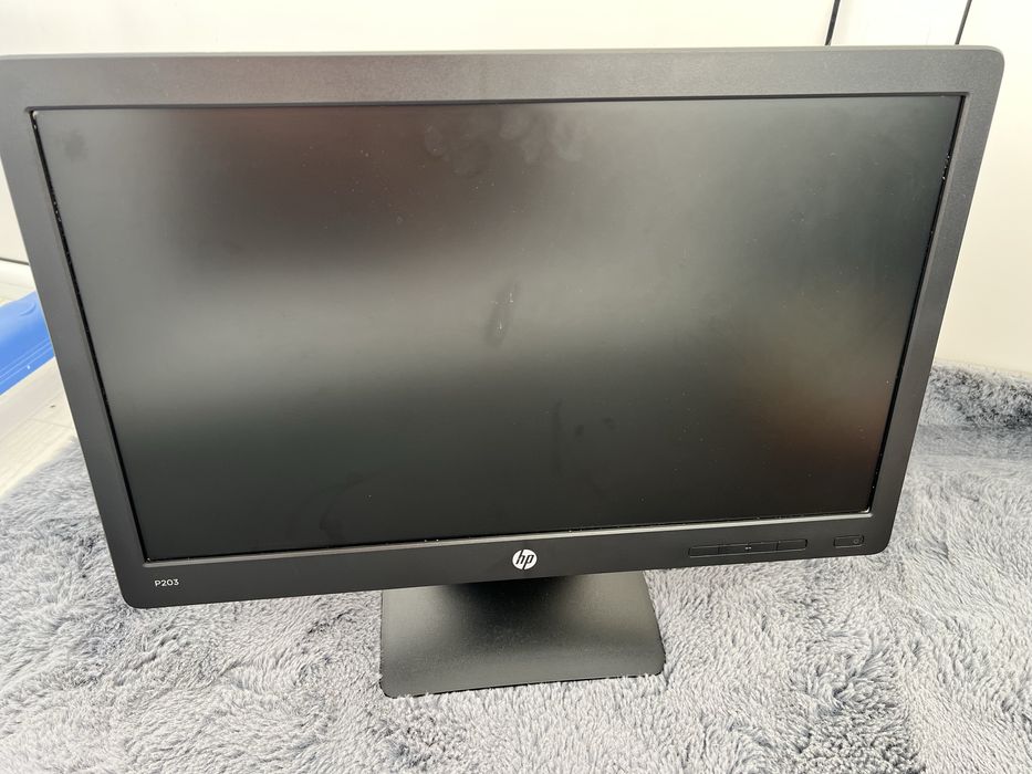 Монитор Hp в рабочем состояни