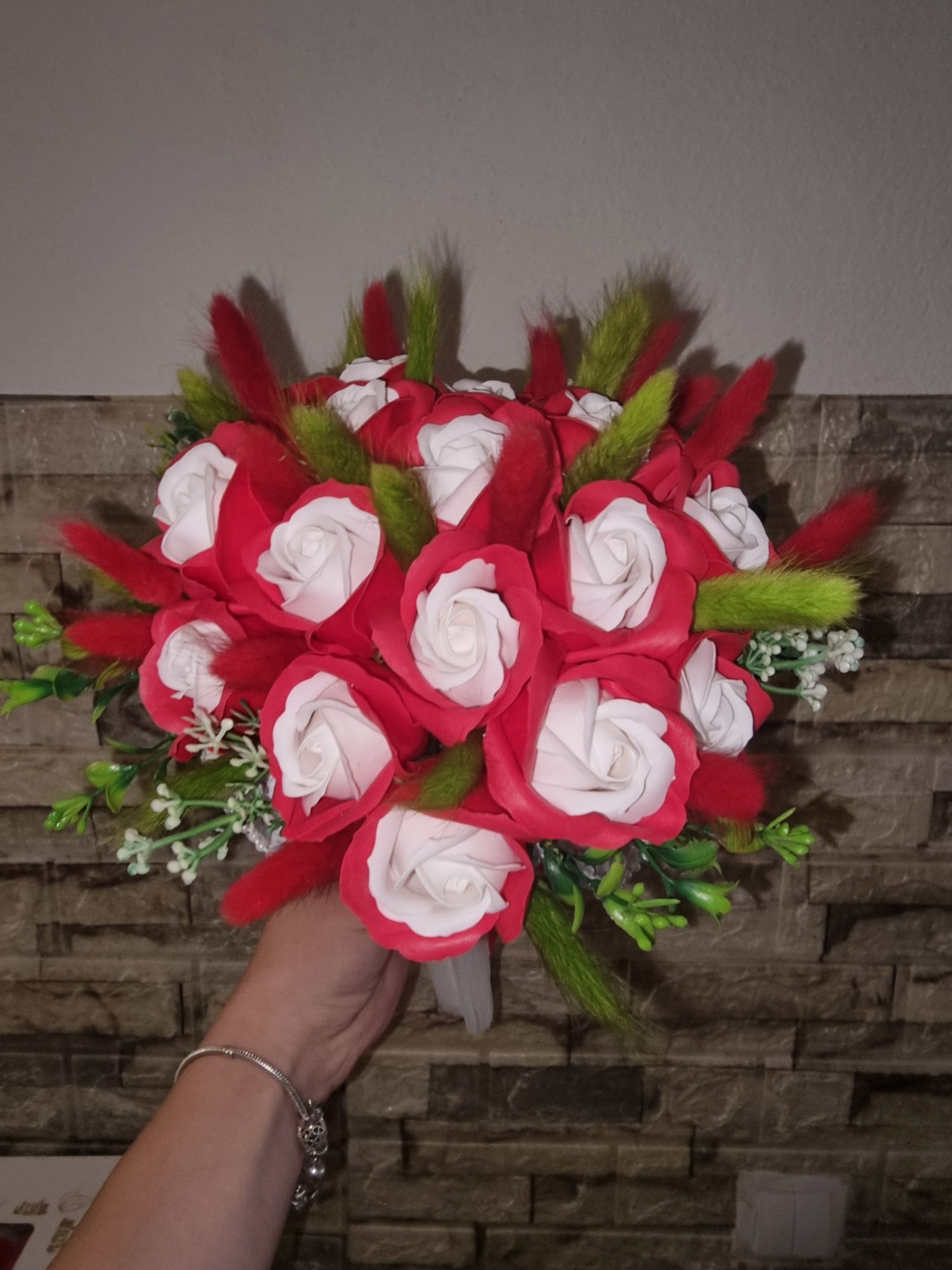 Lumânări de nunta set cu buchet de mireasa și nașa.