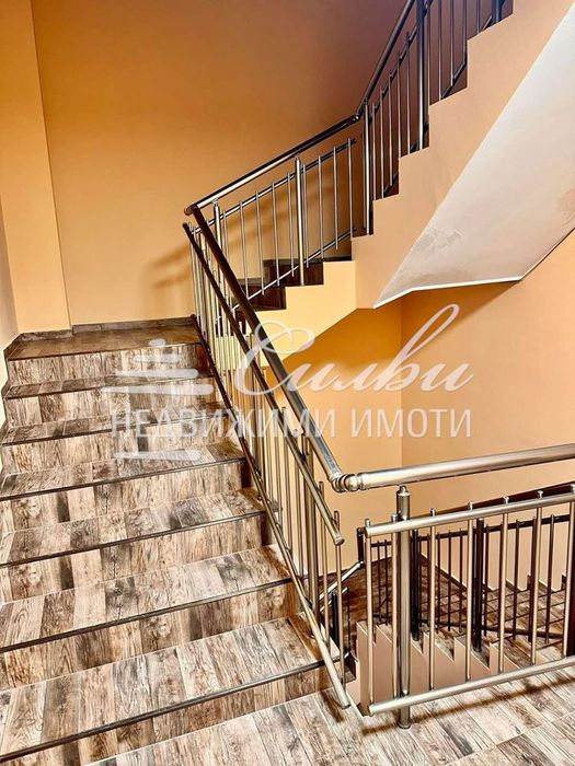Продава се Двустаен апартамент в Шумен, Боян Българанов 2 - 55 кв.м за 1345 €/кв.м - Снимка #7