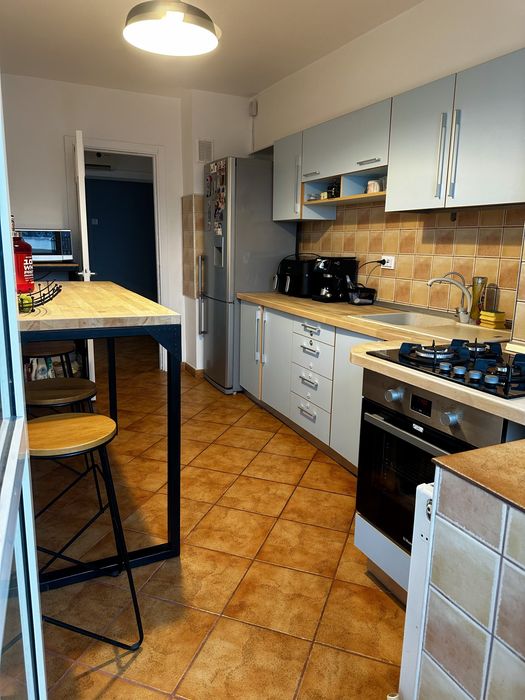 Apartament de vanzare 3 camere P-ta Mihai Viteazul