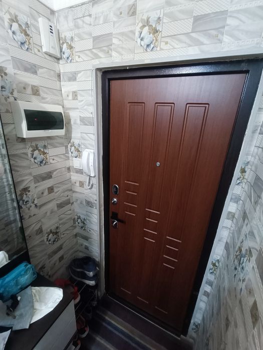 Продается двух комнатная квартира