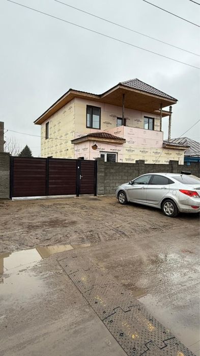 Продается 2-этажный коттедж с мебелью .