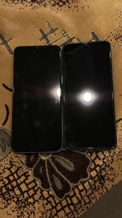 Продам два телефона Realme 6i