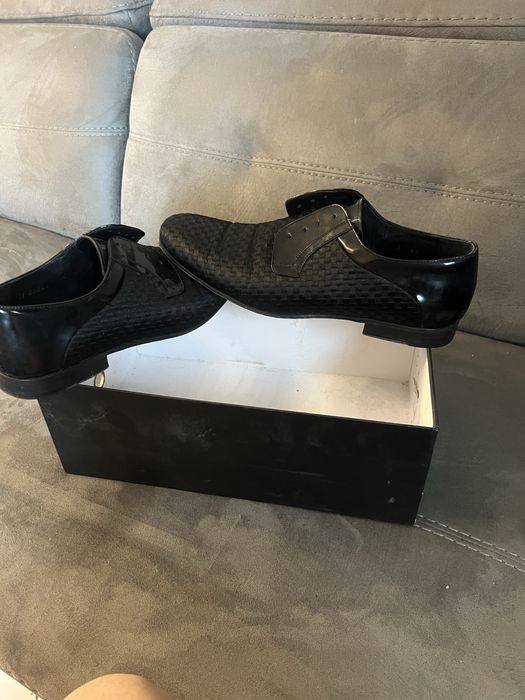 Обувки TEODOR.