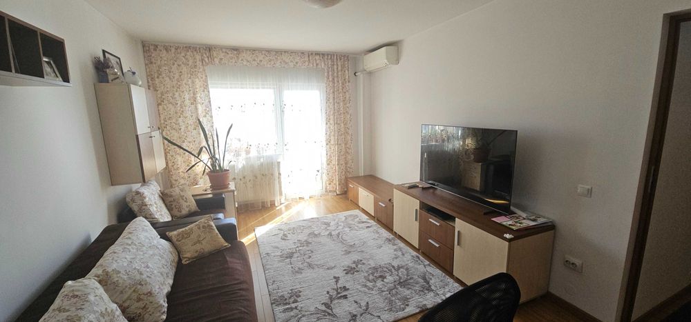 Proprietar închiriez 3 camere decomandat, 2 BĂI,Cantacuzino - Păltiniș