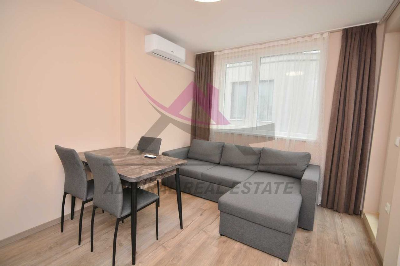 Дава се под наем Тристаен апартамент в Варна, Базар Левски - 86 кв.м за 700 € - Снимка #1
