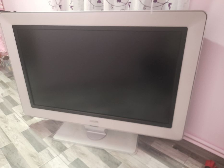 TV Philips 116cm diagonala