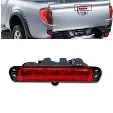 Lampa stop suplimentar de pe hayon bena oblon mitsubishi  l200 2006 10