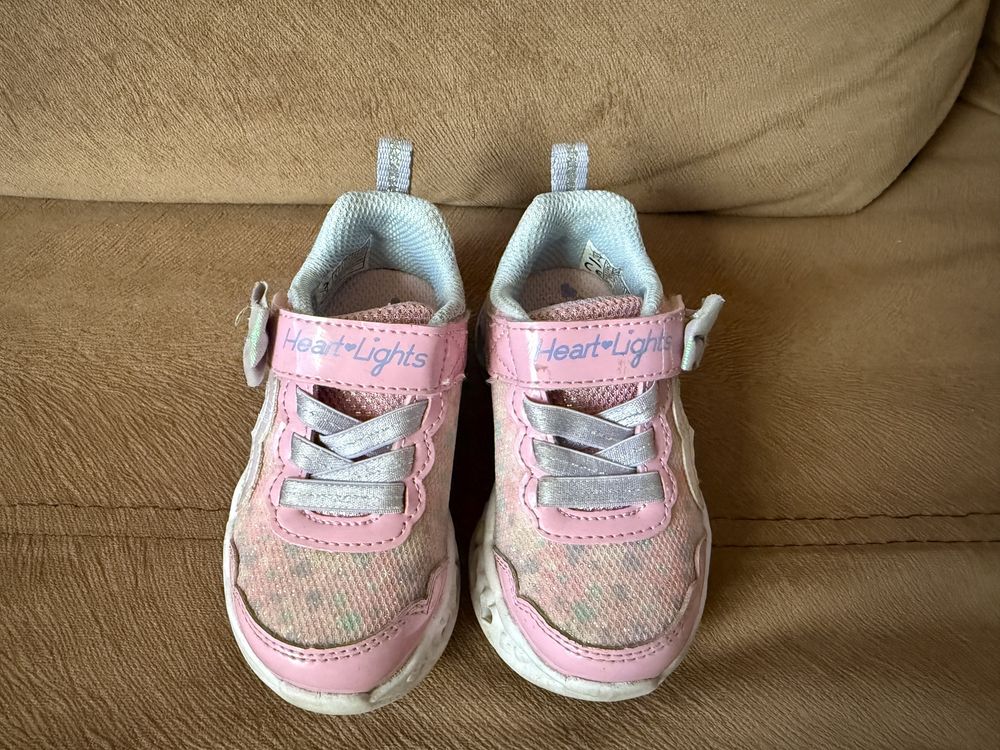 Светещи маратонки Skechers