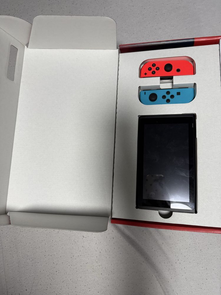Конзола Nintendo swich