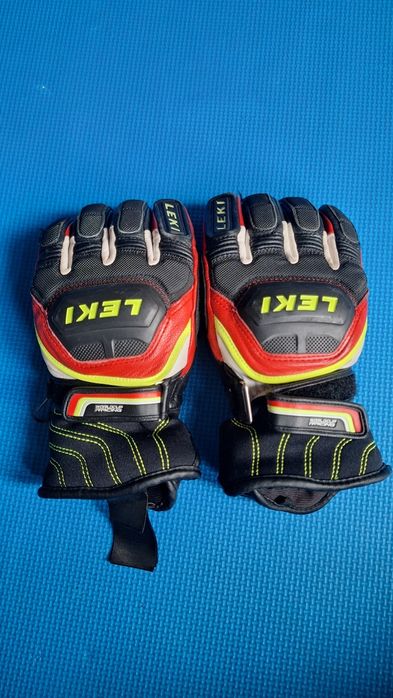 Vand manusi ski leki doua perechi