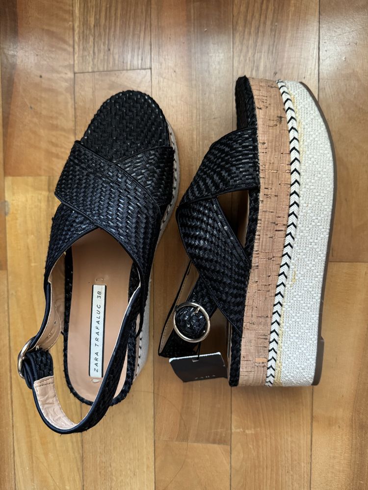 Нови сандали ZARA