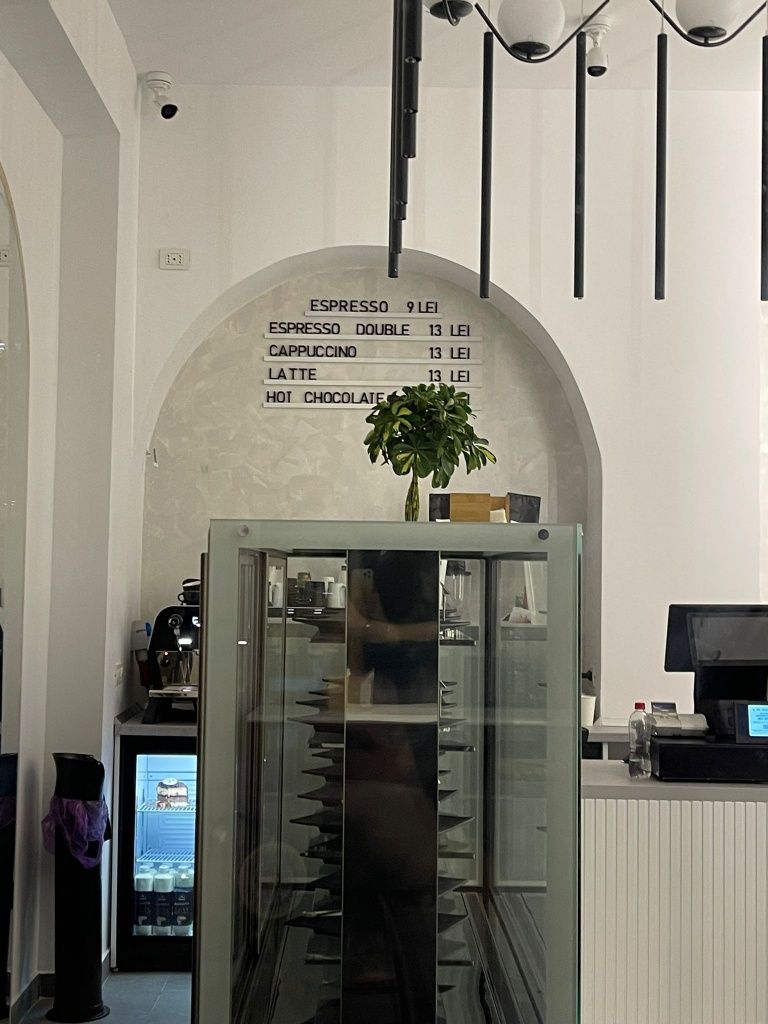 Litere meniu bar la comanda