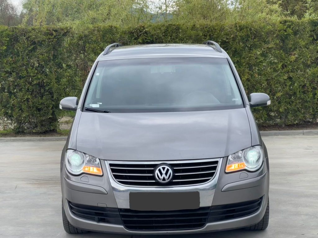 Volkswagen Touran, 1.9 TDI, 2008, DSG, 105 CP, Numere export, HighLine
