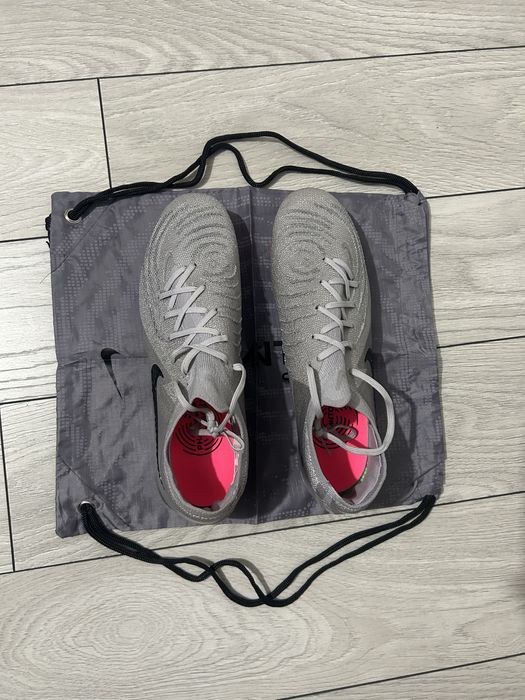 Phantom GX Elite FG Gray pack