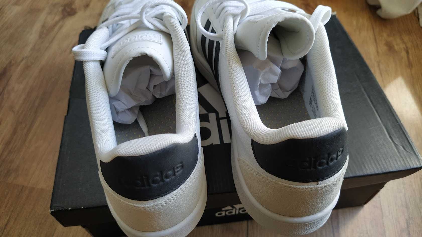 Мъжки маратонки Adidas Grand Court SE 45 1/3