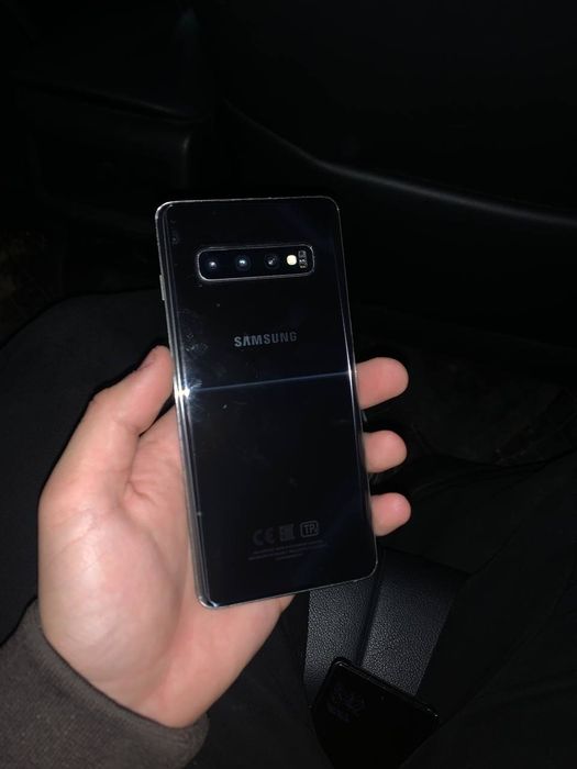 Samsung s10 8/128