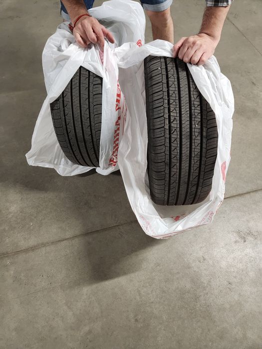 2 бр. Летни гуми NEXEN (215/55R17)