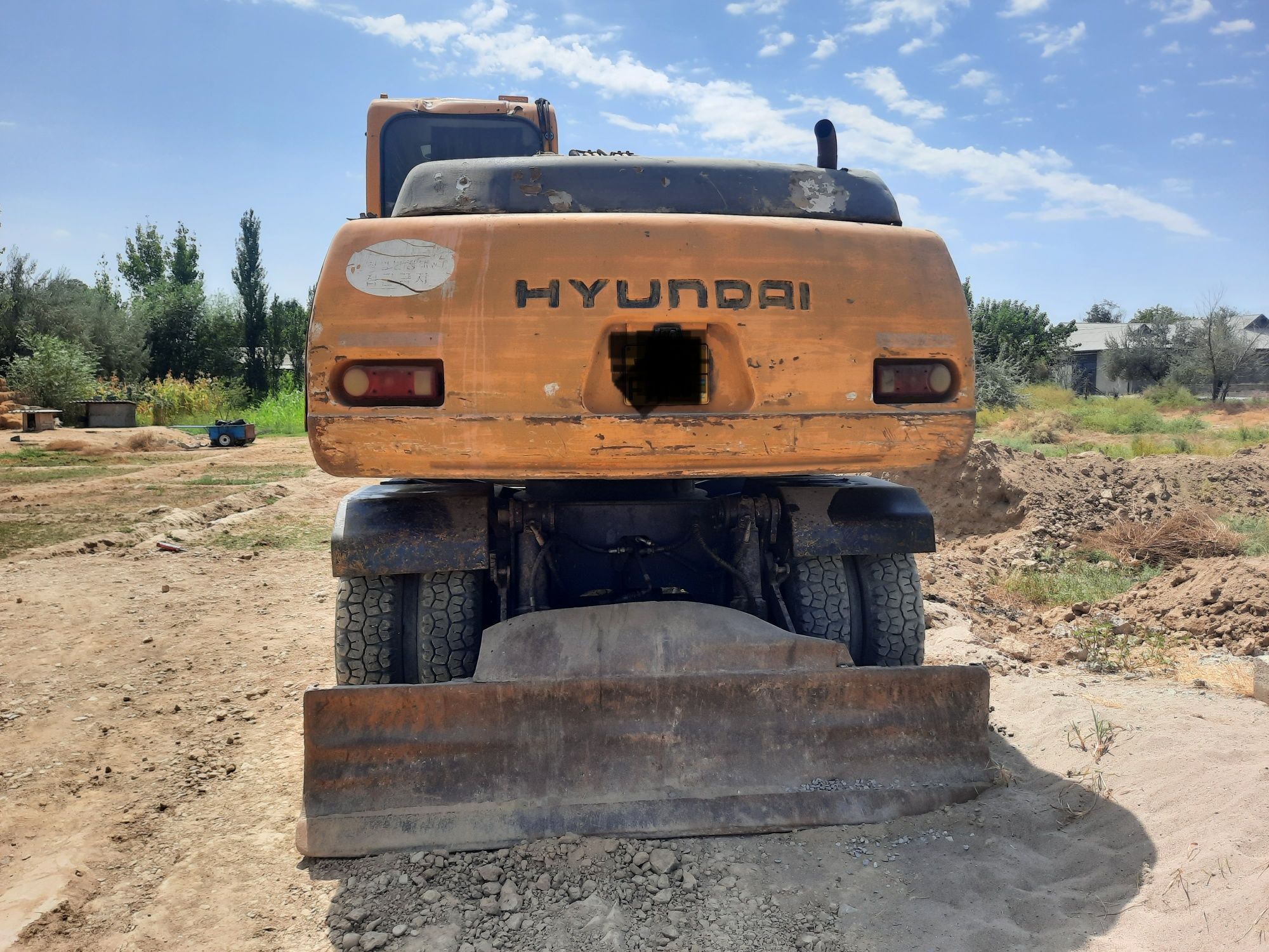 Экскаватор Hyundai 1300