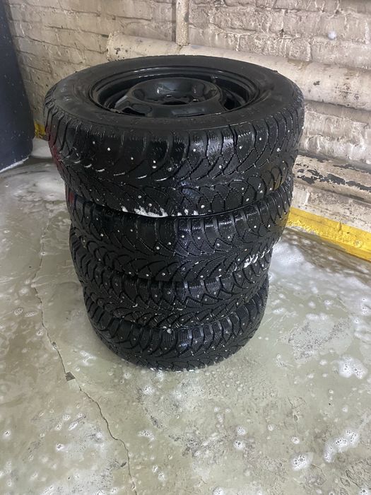 Зимний резина р13 комплект