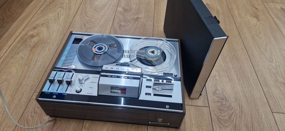 Магнетофон Grundig TK146