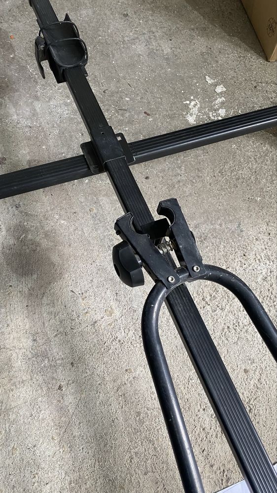 Bare Transversale + Prindere bicicleta Toyota Auris/Corolla