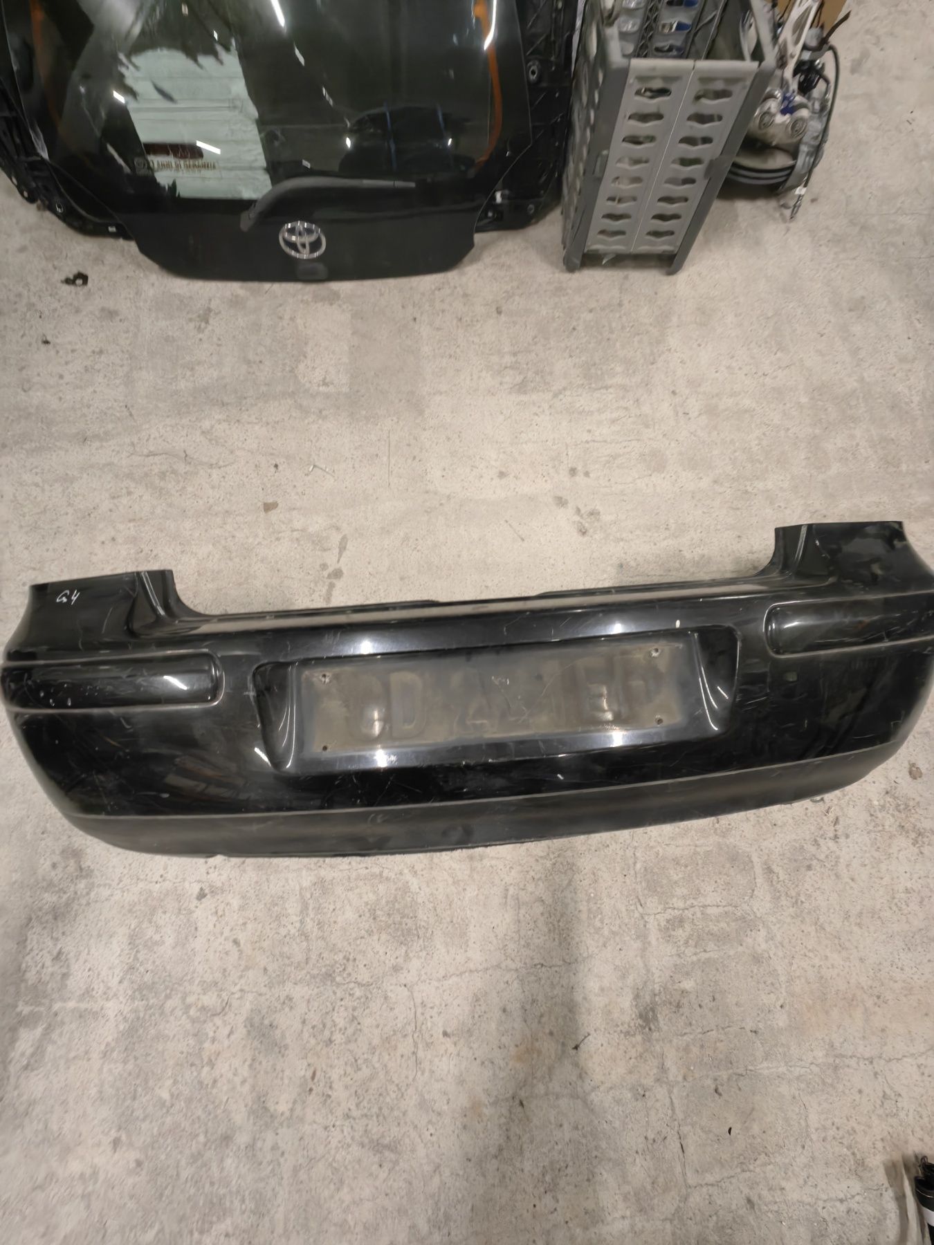 Задна броня VW Golf 4/Голф 4 хечбек/hatchback 97г-05г.