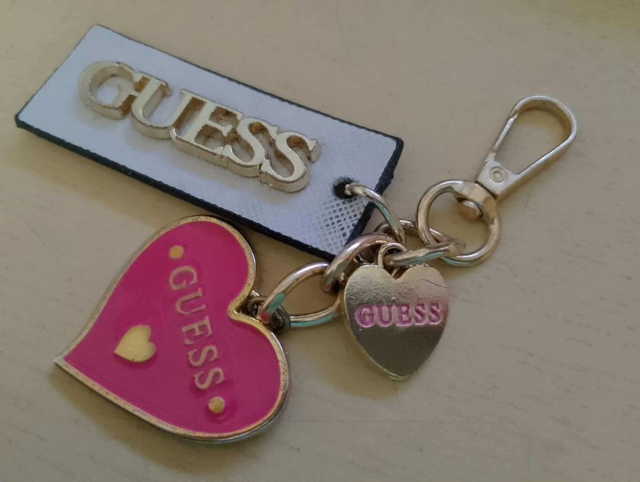 Ключодържател GUESS - 28 лева