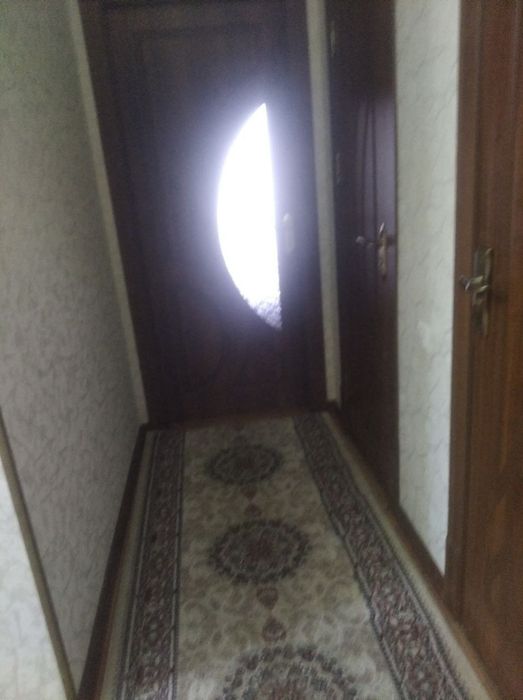 2 xonali Dom Termiz shahar Ankologiya va Detskiy banitsani oldida