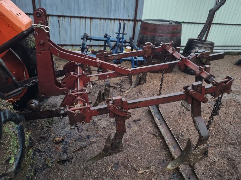 Vând tractor fiat 500