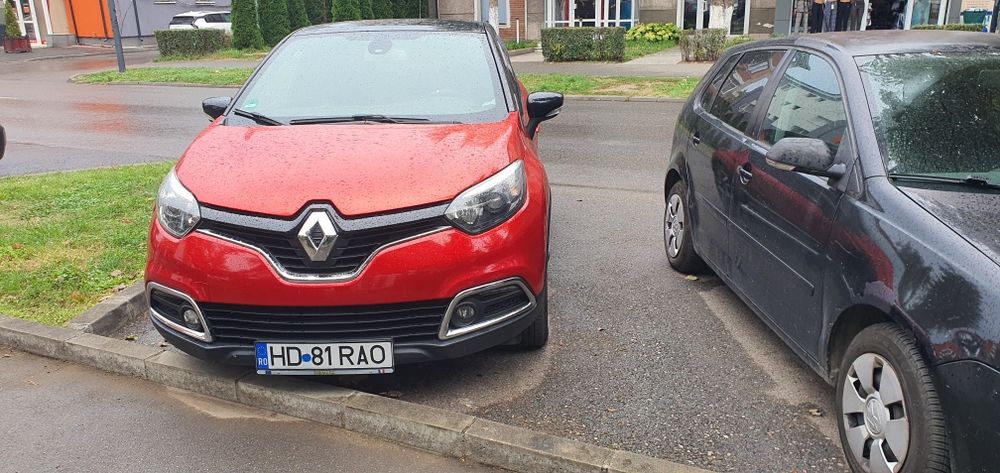Vând Renault captur