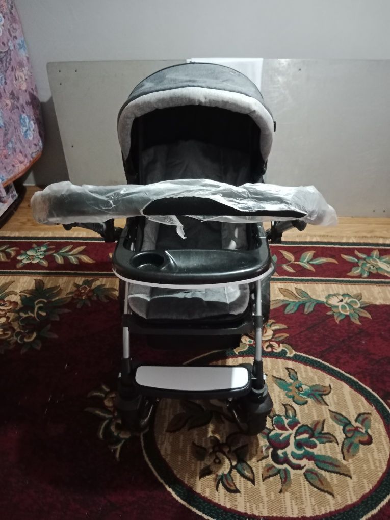 Новый коляска детский