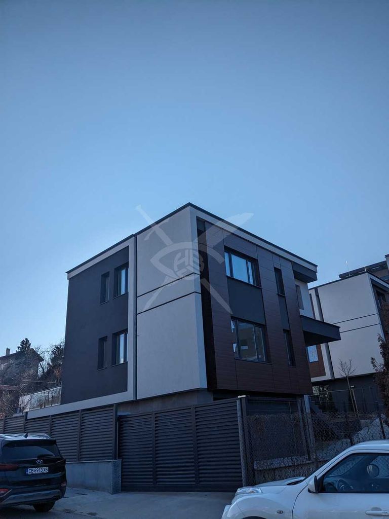 Продава се Къща в с. Панчарево, Област София-град - 209 кв.м за 2072 €/кв.м - Снимка #3