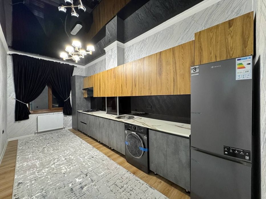 2 xonali kvartira sotiladi