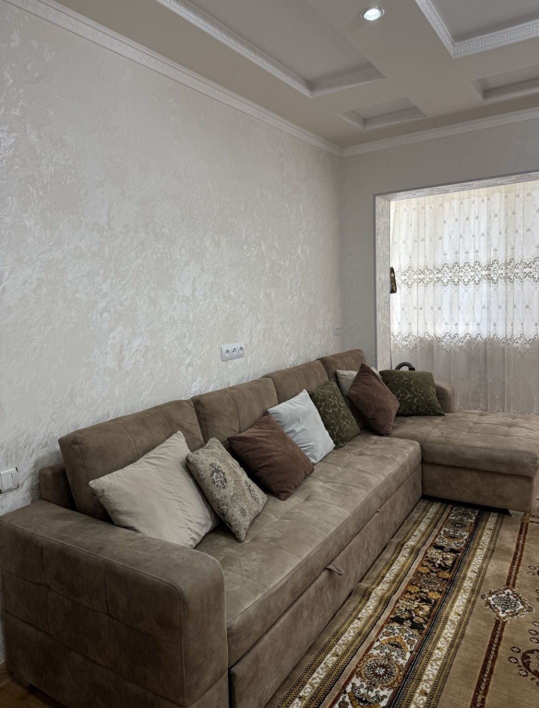 Arenda kvartira Yakkasaroy 2/2/9-600 $