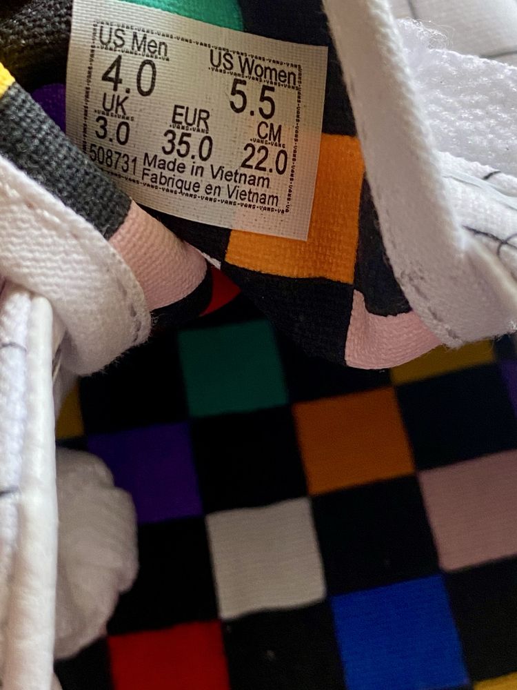 Нови Vans off the Wall, Era, U-Color, номер 35