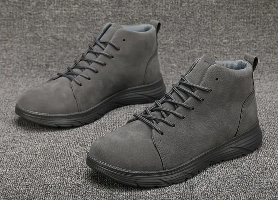 Мужские демисезонные ботинки новые