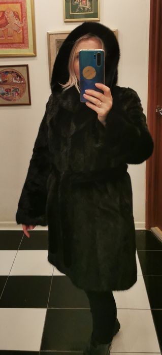 Продам шубу норковую