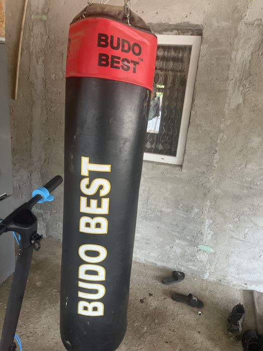 Sac de box nu sa folosit cam deloc doar  ca e murdar de praf detali pv