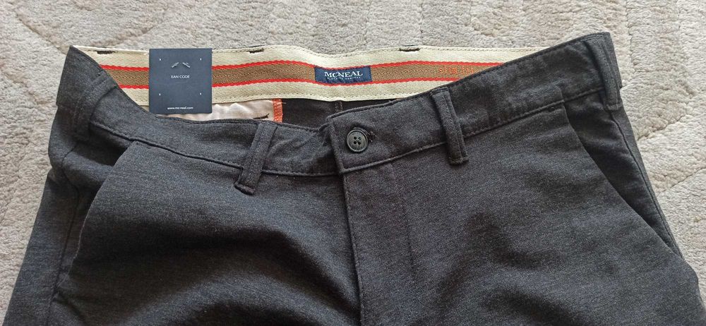 Нов оригинален панталон  McNeal, р-р 40 (М)