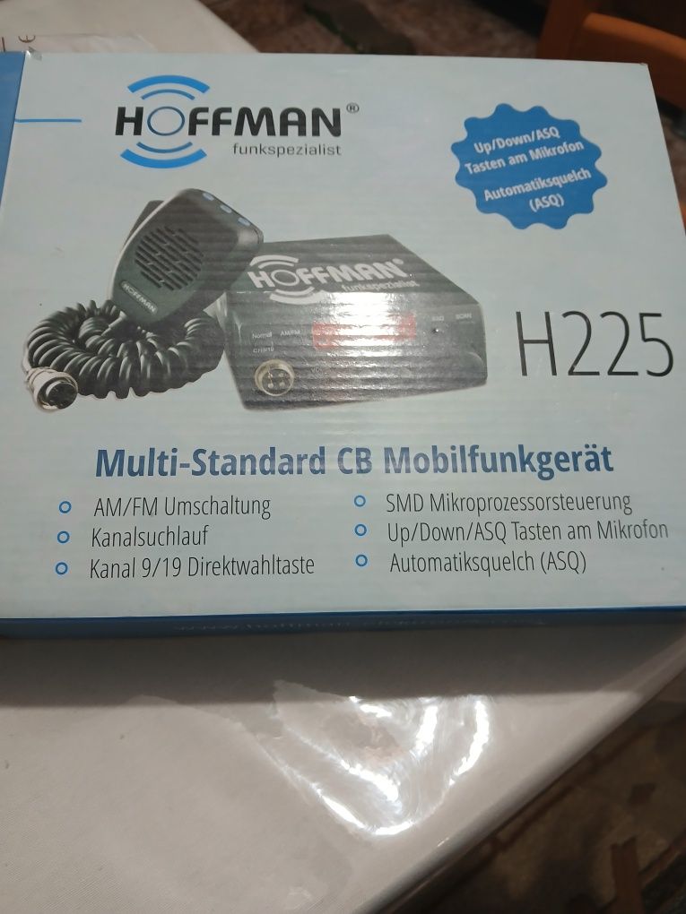 Stație radio auto Hoffman