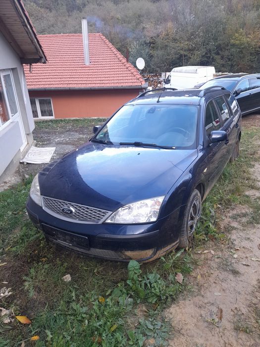 De vânzare un Ford mondeo