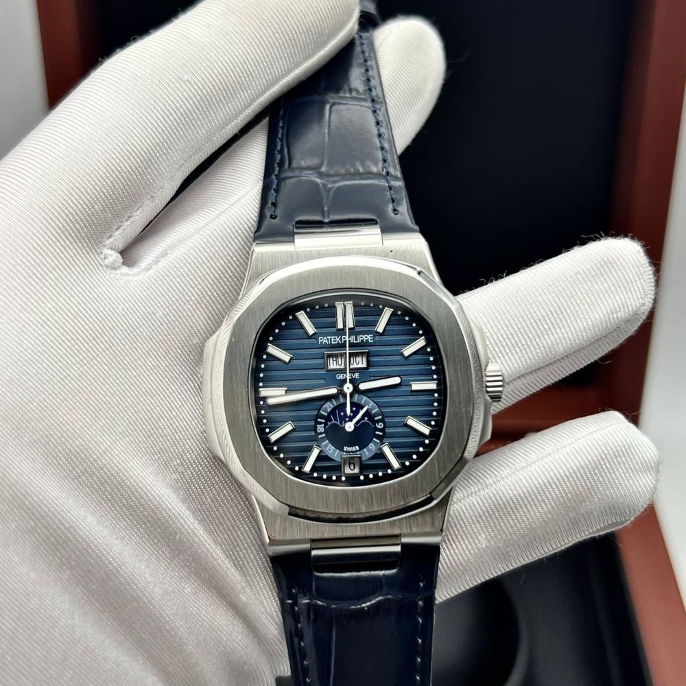 Man watch patek philippe anual calendar