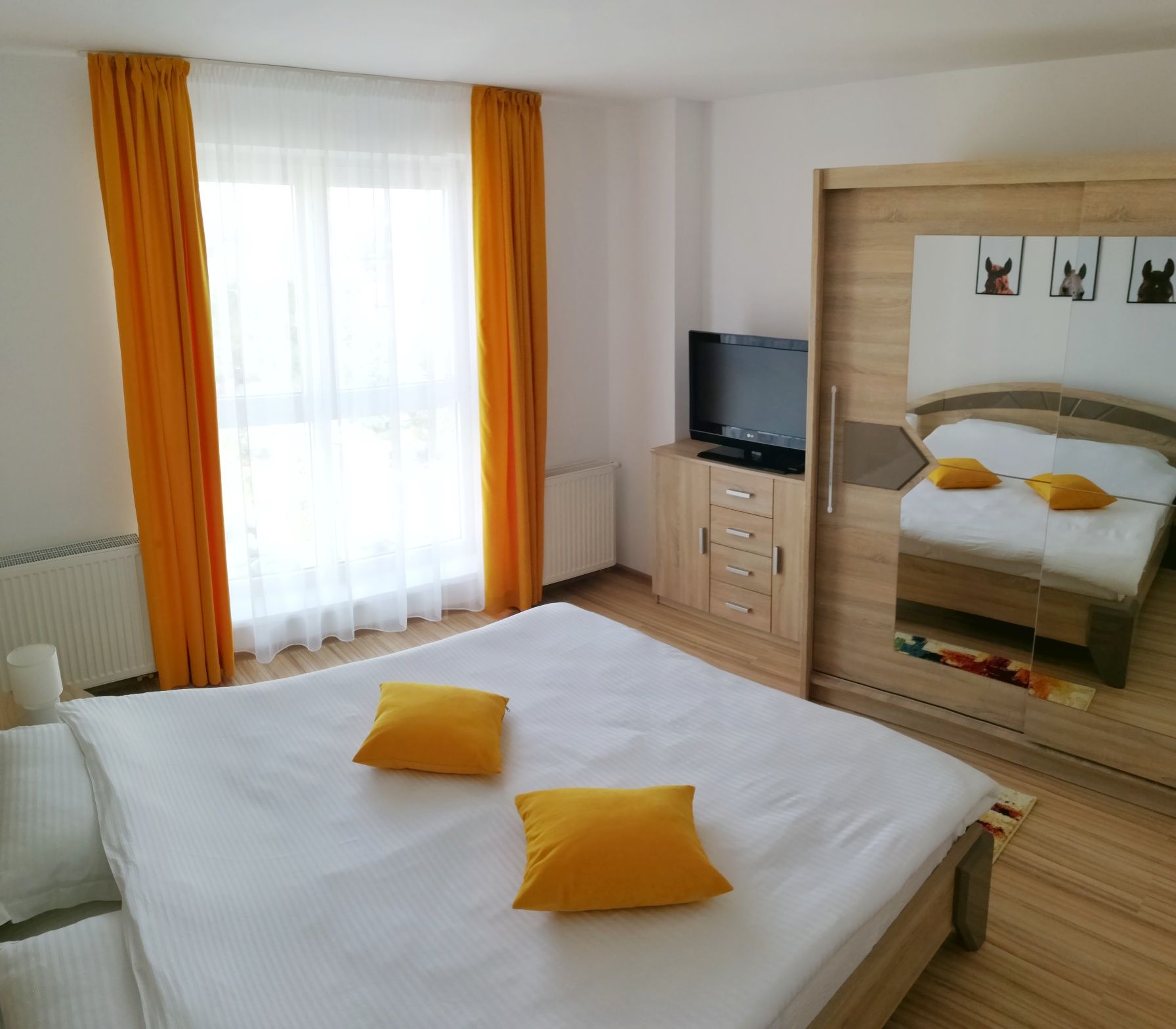 Apartament regim hotelier Mall Coresi- Biolia Apartments Brasov